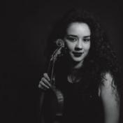 María Tsogia-Razakova