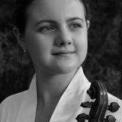 Inés Issel Burzyńska