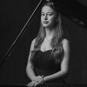 Natalie Schwamova