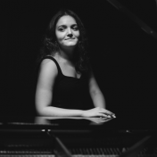 Izem Gürer