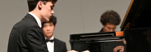Ciclo 30 aniversario. Jaeden Izik-Dzurko, piano